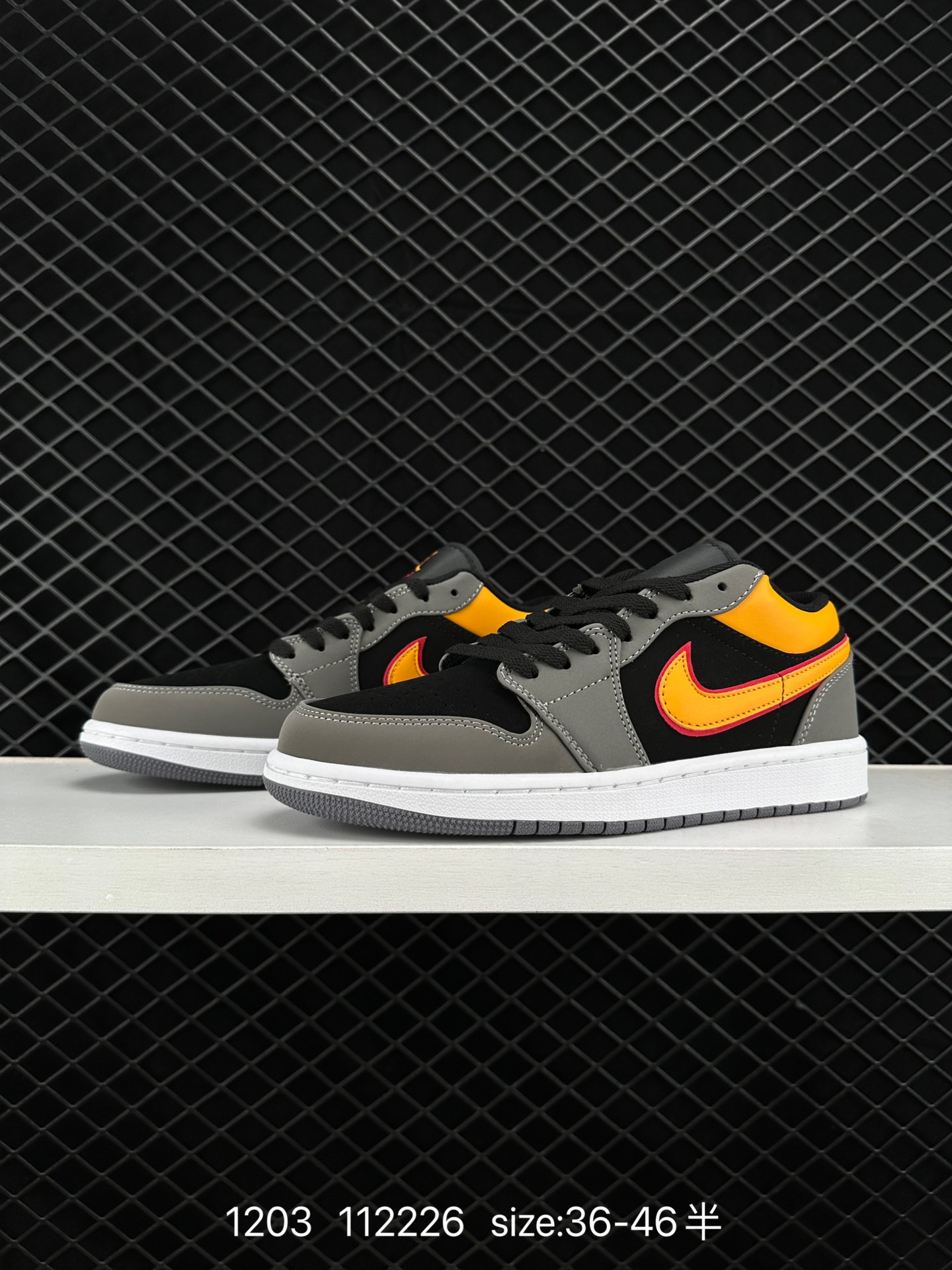 Nike Air Jordan 1 Low SE